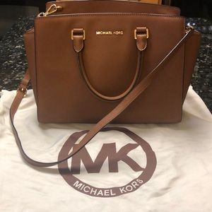 Authentic Michael Kors Large Brown Leather Satchel